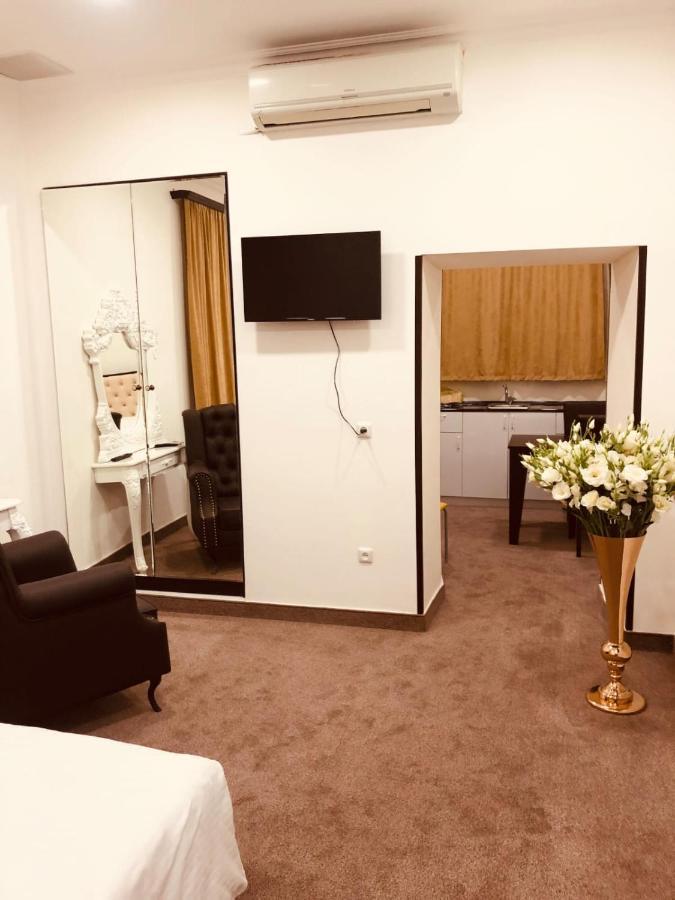 יירבאן It Hotel Tumanyan Street מראה חיצוני תמונה