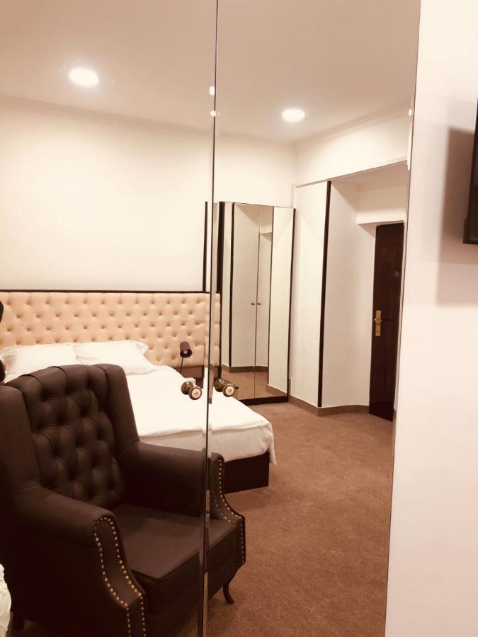 יירבאן It Hotel Tumanyan Street מראה חיצוני תמונה