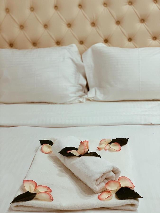 יירבאן It Hotel Tumanyan Street מראה חיצוני תמונה