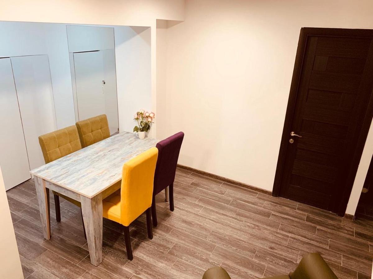 יירבאן It Hotel Tumanyan Street מראה חיצוני תמונה