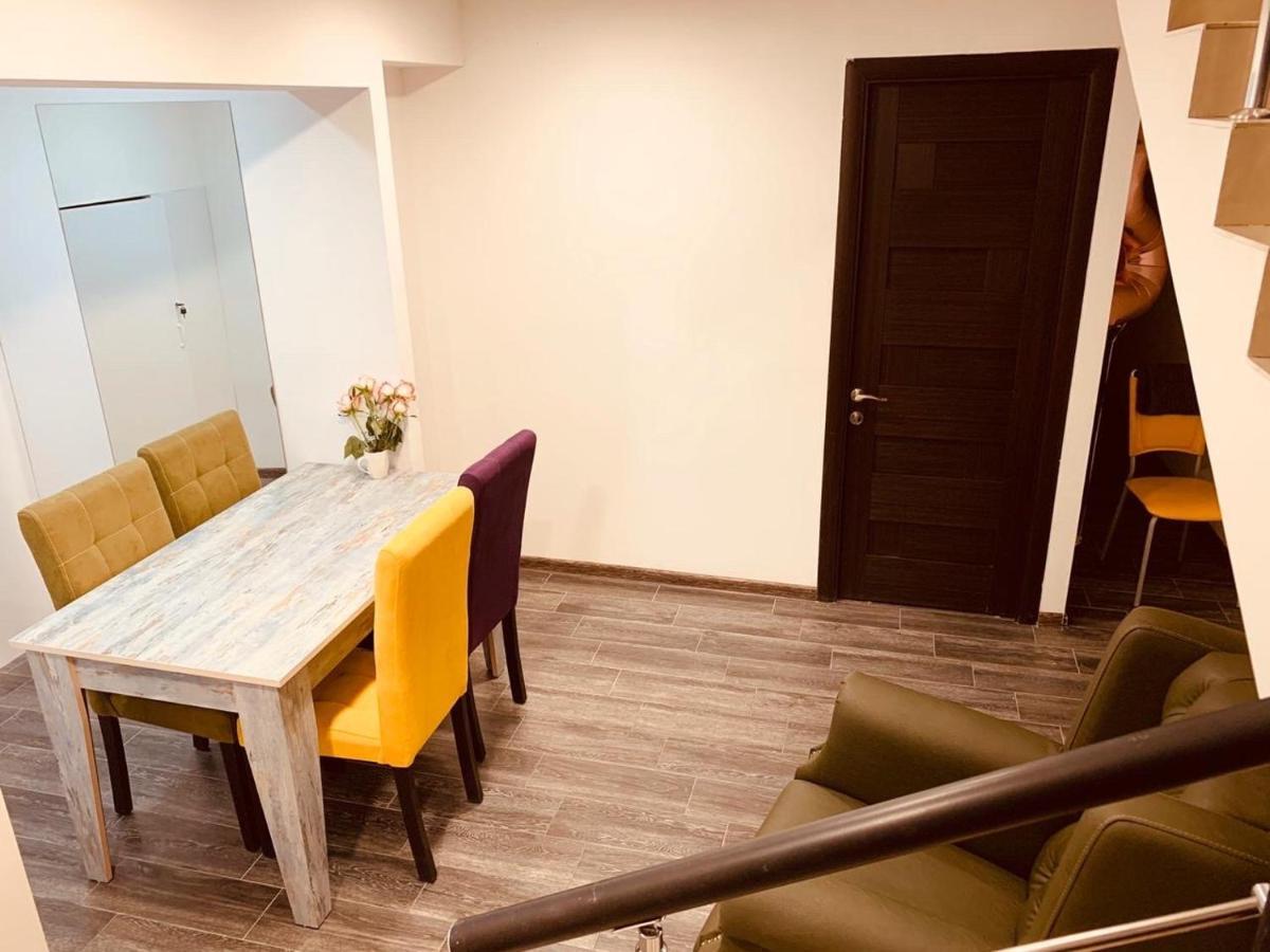 יירבאן It Hotel Tumanyan Street מראה חיצוני תמונה