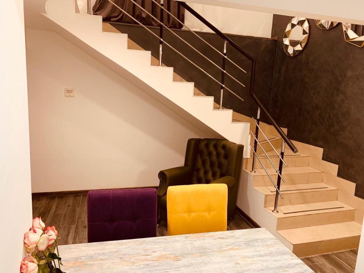 יירבאן It Hotel Tumanyan Street מראה חיצוני תמונה